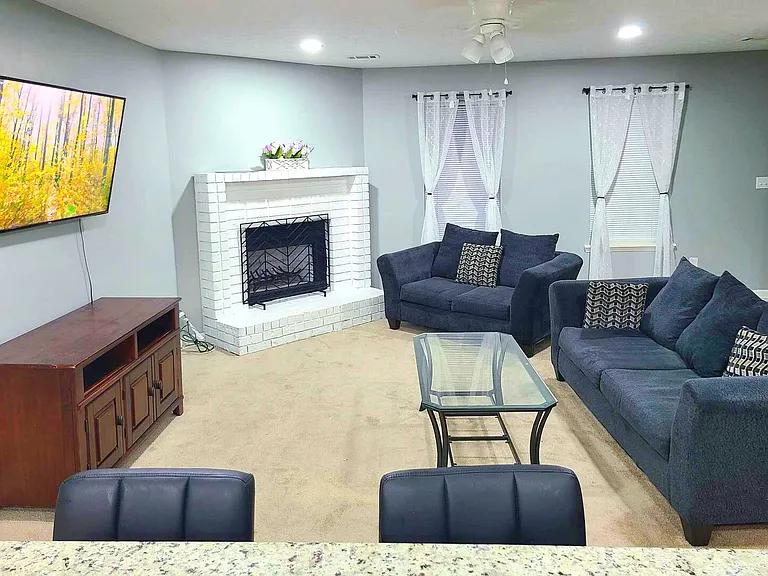 Prather Dr — Photo 2