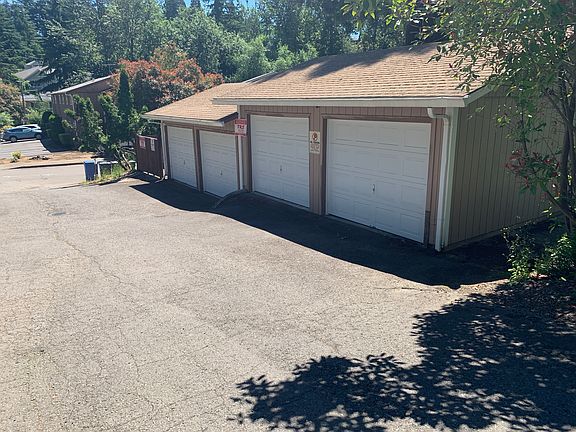 3rd image of 3321 Willow Ct SE #3325