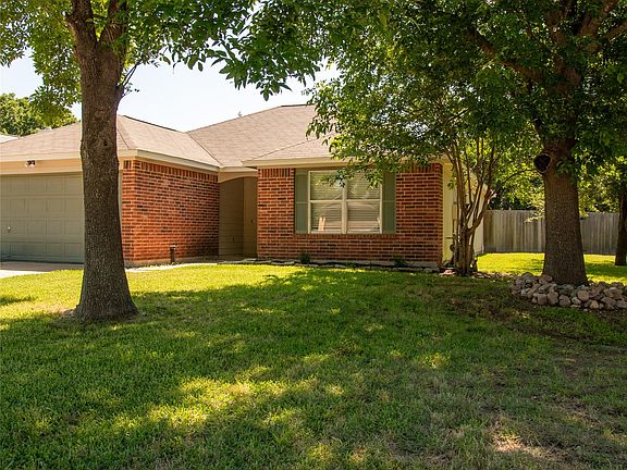 2nd image of 200 Quail Cir