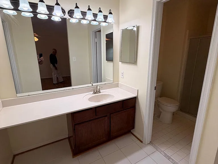 8818 Ridge Hollow Ct — Photo 29