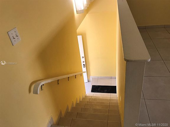 4th image of 9940 NW 9th Street Cir APT 201