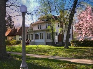 406 W Nevada St, Urbana, IL
