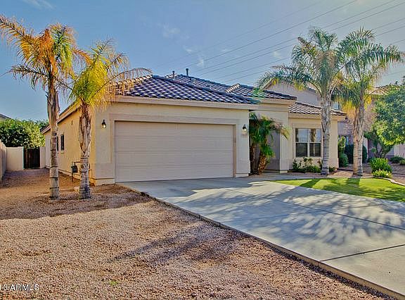 3rd image of 3917 S PONDEROSA Drive