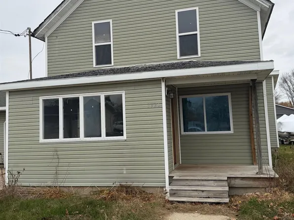 3921 Elizabeth St, Rosebush, MI 48878