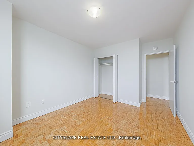 1442 Lawrence Ave W #816 — Photo 13
