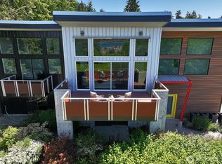 1649 Stewart Rd, Freeland, WA 98249