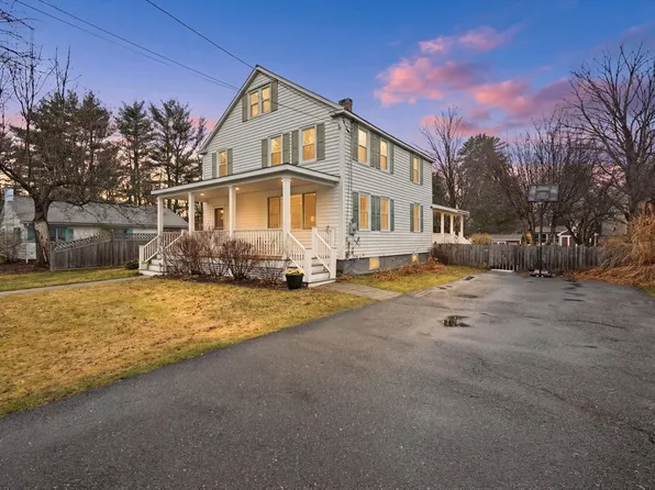 38 Front St, Leeds, MA 01053