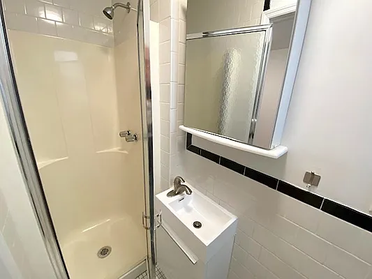 Rented by Highline Residential | media 12