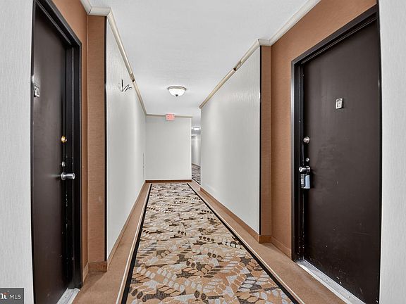 3rd image of 4515 Willard Ave APT 716S
