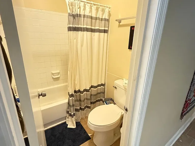 210 Appleby Dr #125 — Photo 11