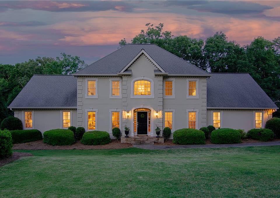 1st image of 8705 Lake Glen Ct