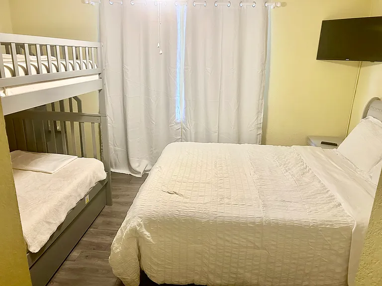 1284 Cypress Cove Ct — Photo 4