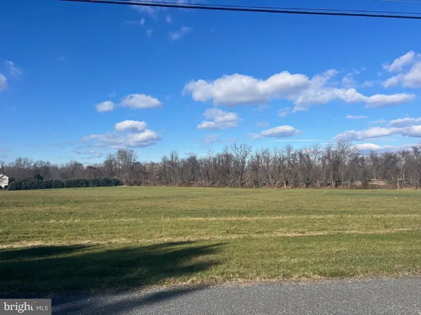 1112 Sheaffer Rd, Dillsburg, PA 17019