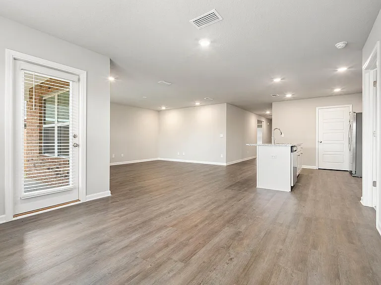 2535 Arbordale Loop — Photo 8