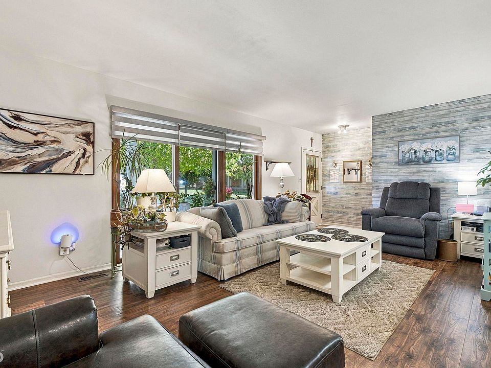 49554 Bishop Ct Court, photo 10