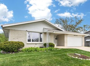 8810 W Petersik STREET, Milwaukee, WI 53224