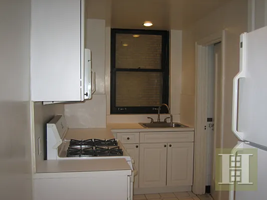 Rented by Halstead Real Estate | media 9