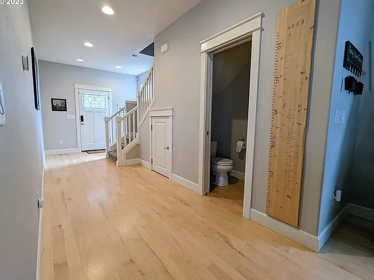 1302 SE 194th Pl — Photo 8