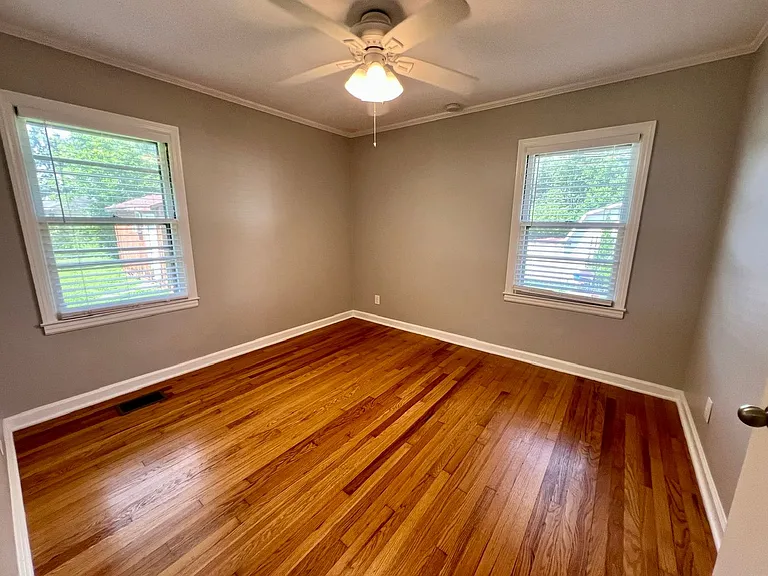807 Peachtree St — Photo 14