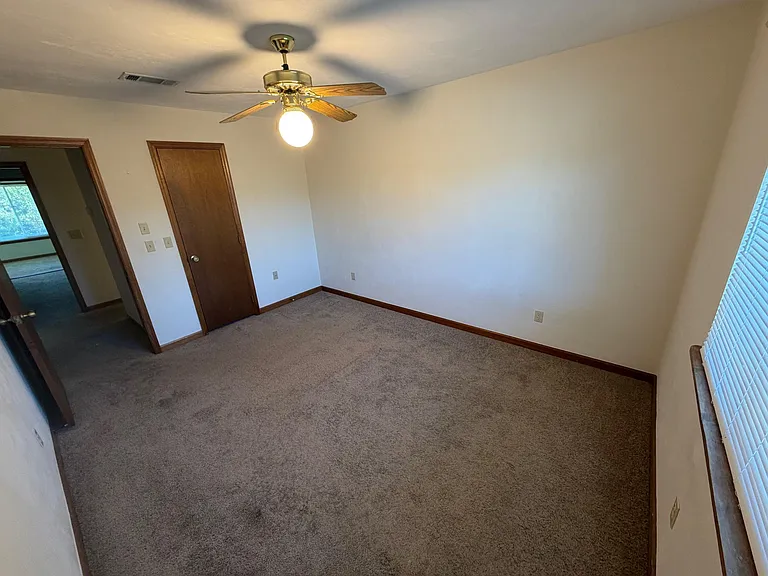3207 Shamrock St #33 — Photo 25