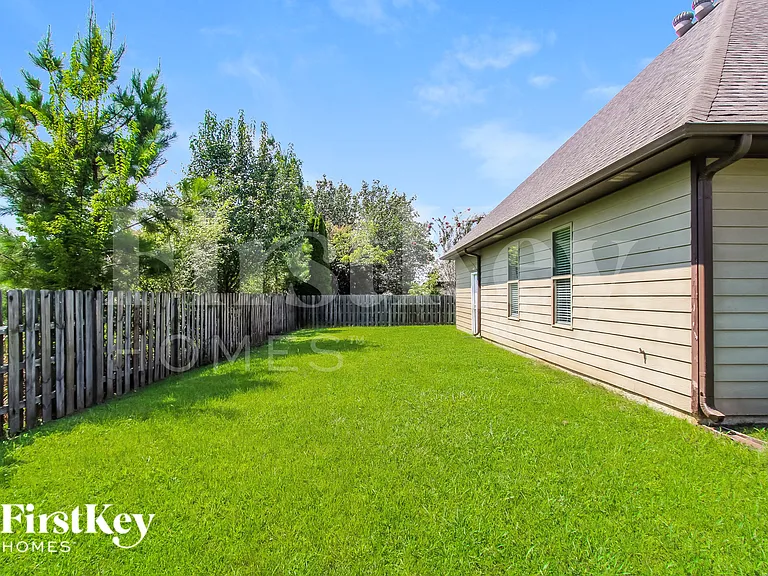 1260 Sierra Ct — Photo 18