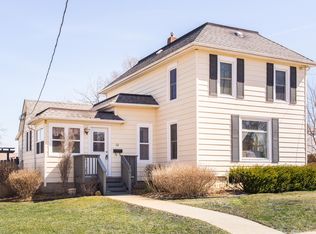 112 S Governor St, Sycamore, IL 60178