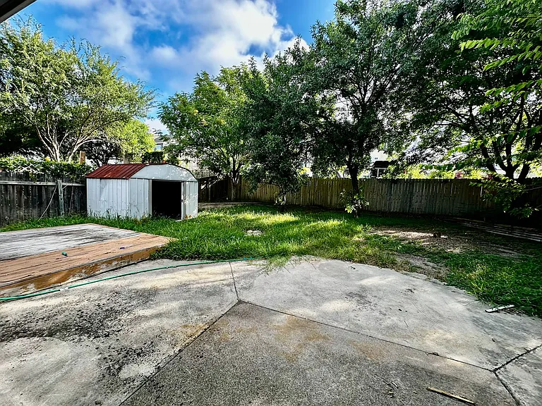 123 Amelia Ct — Photo 9