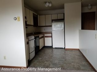 463 Highway 1 W #8876353, Iowa City, IA 52246