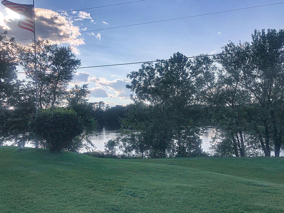 River view from side yard (to the right of the home)