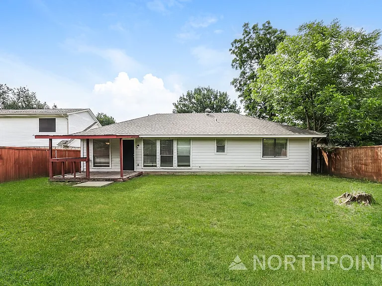 521 Jean Dr — Photo 14