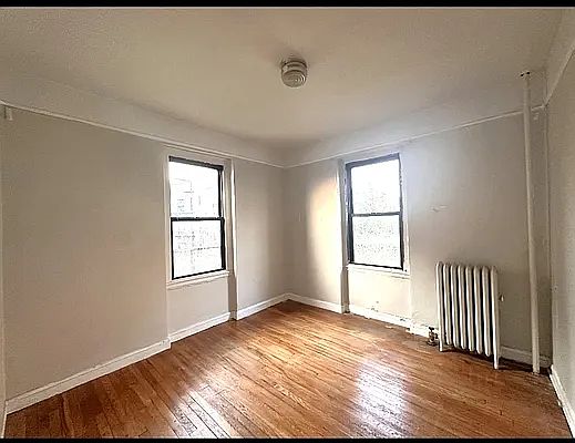 3rd image of 21-78 35th St APT 4