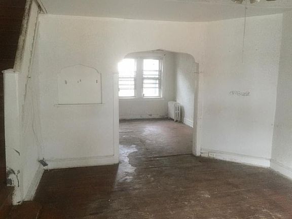 2nd image of 5623 Litchfield St