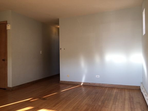 2nd image of 5248 N Leclaire Ave #3