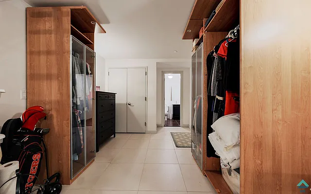 Rented by EXR | media 8