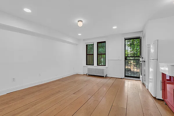 Rented by Corcoran | media 8