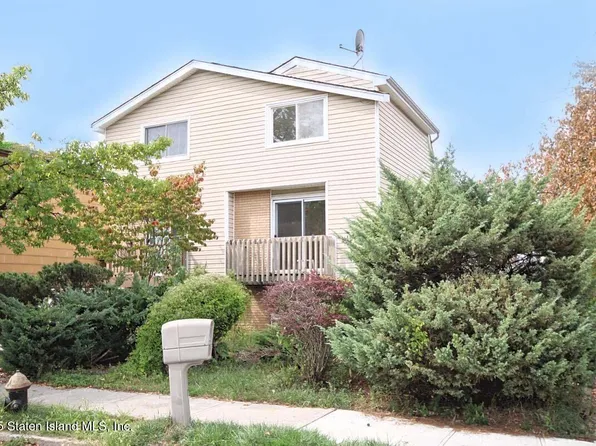 107 Denker Pl, Staten Island, NY 10314