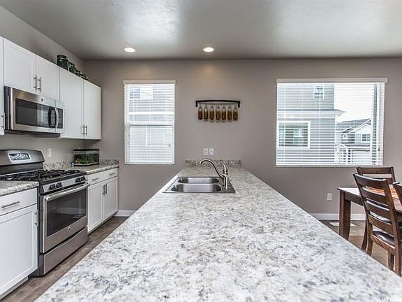 4th image of 3682 W Golden Sky Ln