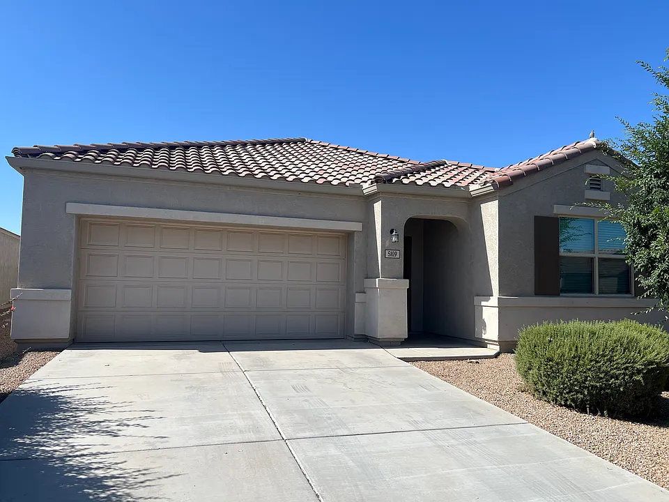 5109 E Smoky Quartz Rd