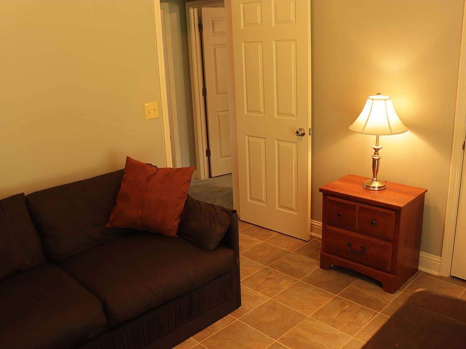 Small bedroom with sofa bed