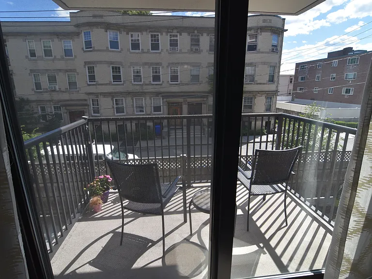 81 Pleasant St #66 — Photo 6
