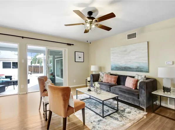 927 Alta Loma Dr, Corona, CA 92882