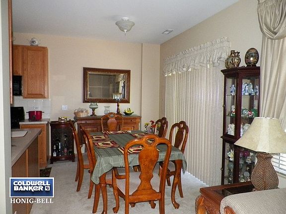 5th image of 4105 Blackstone Dr