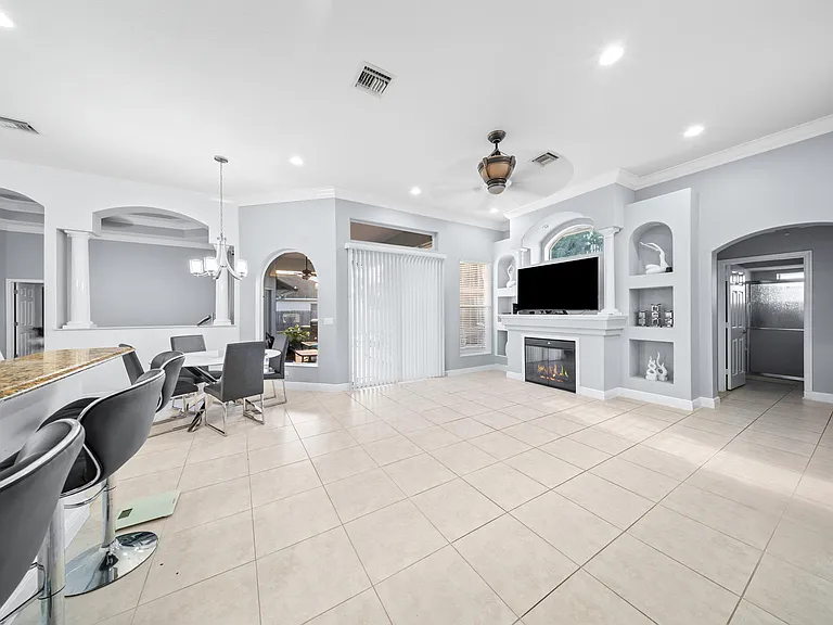 5918 NW Hann Dr — Photo 18