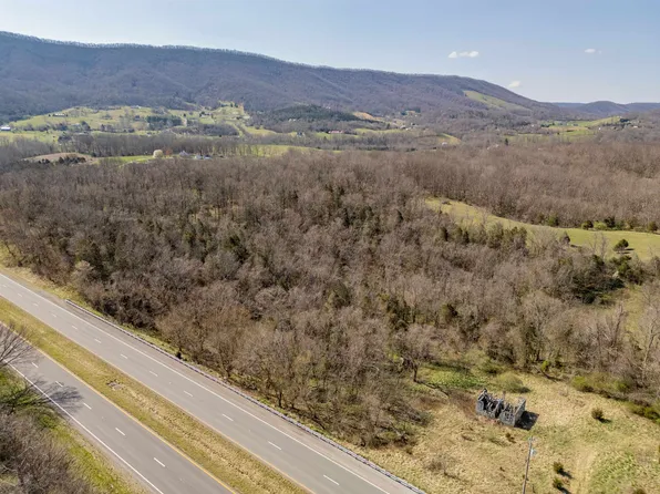 7006 Virginia Ave, Pembroke, VA 24136