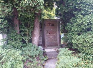 508 N 73rd St, Seattle, WA 98103