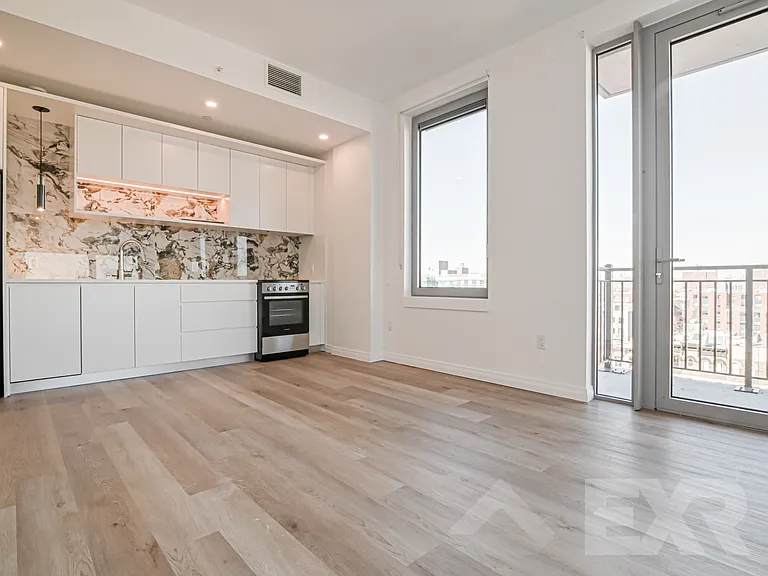 957 Atlantic Ave #416 — Photo 2