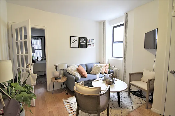 Rented by Best Apartments North Inc | media 23