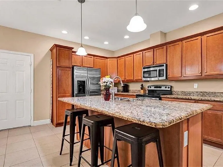 2930 Cascada Isles Way — Photo 10