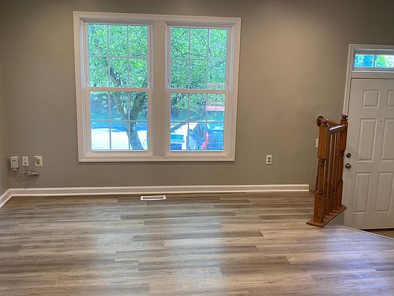 3rd image of 8604 Pine Meadows Dr