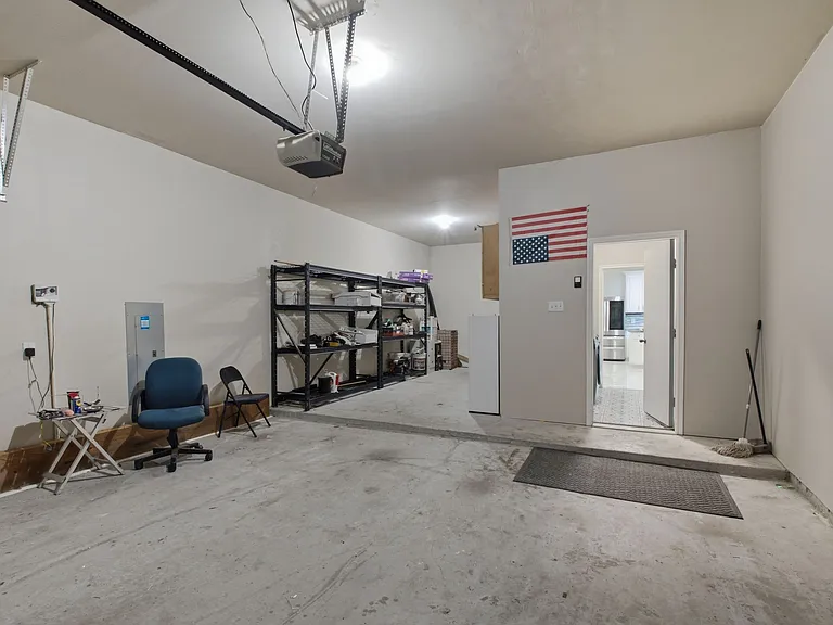 9309 Stonewood Dr — Photo 46